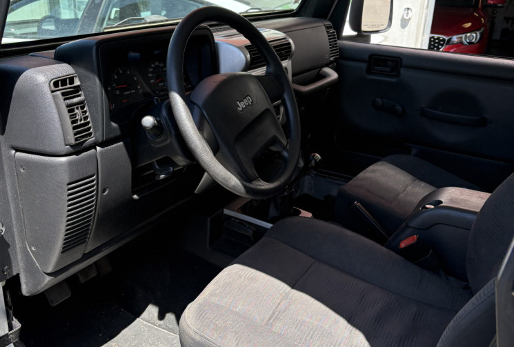 Jeep Wrangler TJ 2.4i 143cv BM6 / 3 portes / Super état 