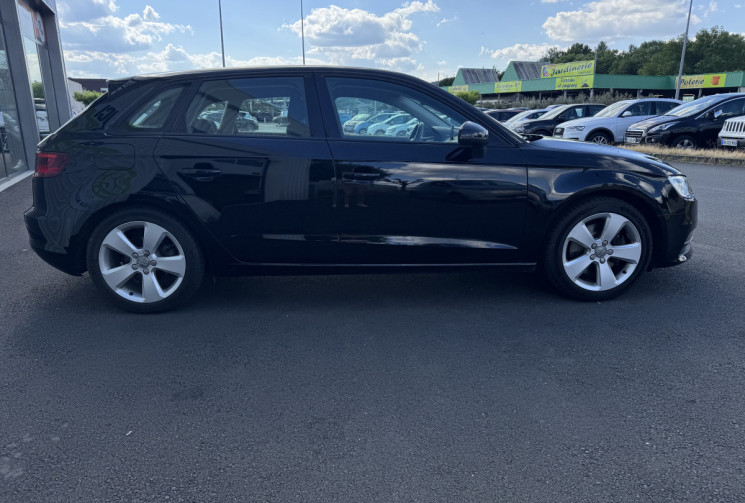 Audi A3 Sportback 1.8 TFSI 180ch Ambiente S tronic 7