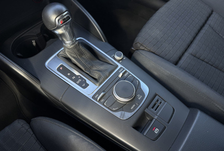 Audi A3 Sportback 1.8 TFSI 180ch Ambiente S tronic 7