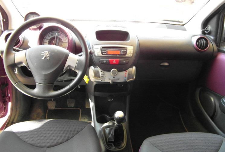 Peugeot 107 107 1.0E 12v 68ch blue lion envy 