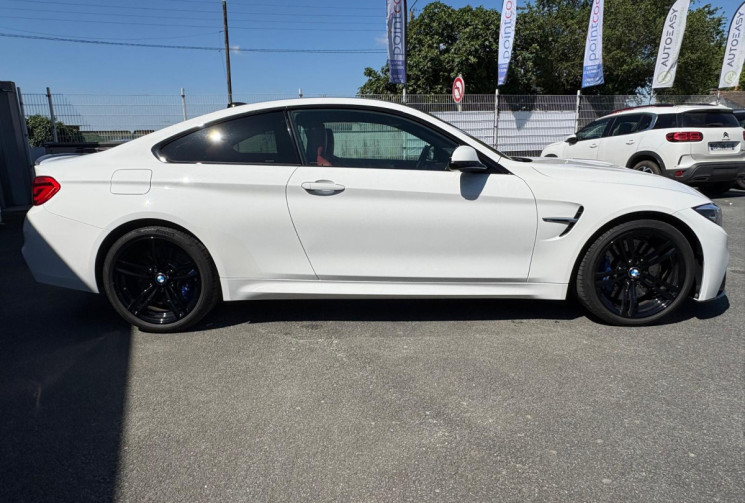 BMW M4 BMW Série 4 M4 coupé pack carbone 431ch