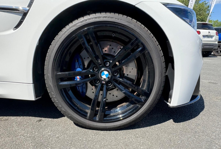 BMW M4 BMW Série 4 M4 coupé pack carbone 431ch
