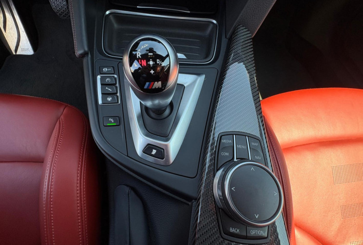 BMW M4 BMW Série 4 M4 coupé pack carbone 431ch
