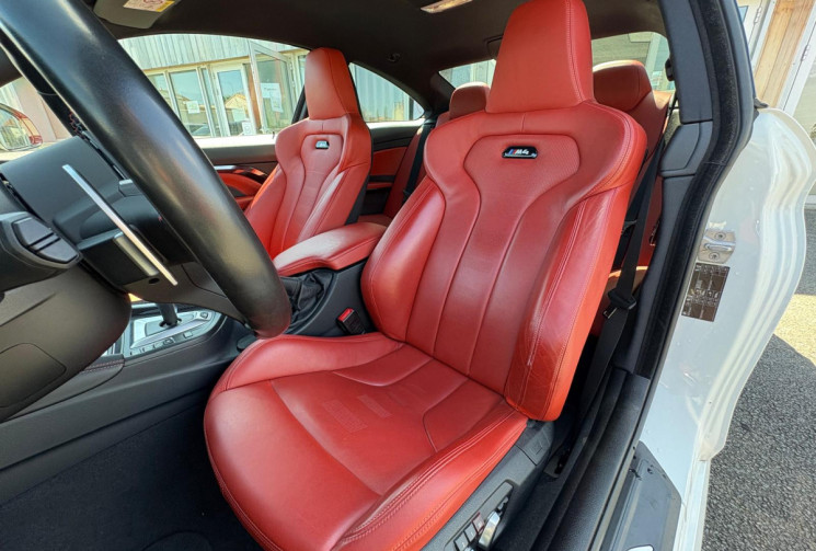 BMW M4 BMW Série 4 M4 coupé pack carbone 431ch