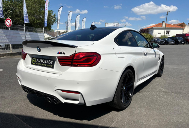 BMW M4 BMW Série 4 M4 coupé pack carbone 431ch