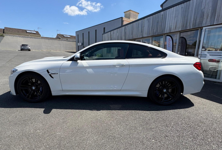 BMW M4 BMW Série 4 M4 coupé pack carbone 431ch