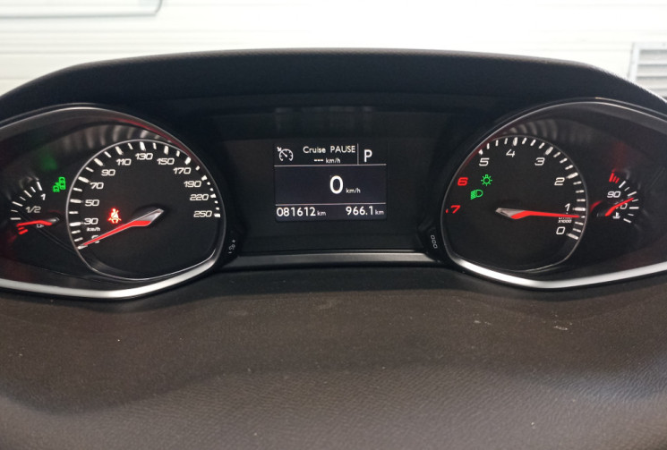 Peugeot 308 1.2 PureTech 130ch S&S EAT6 Allure – Courroie de distribution OK