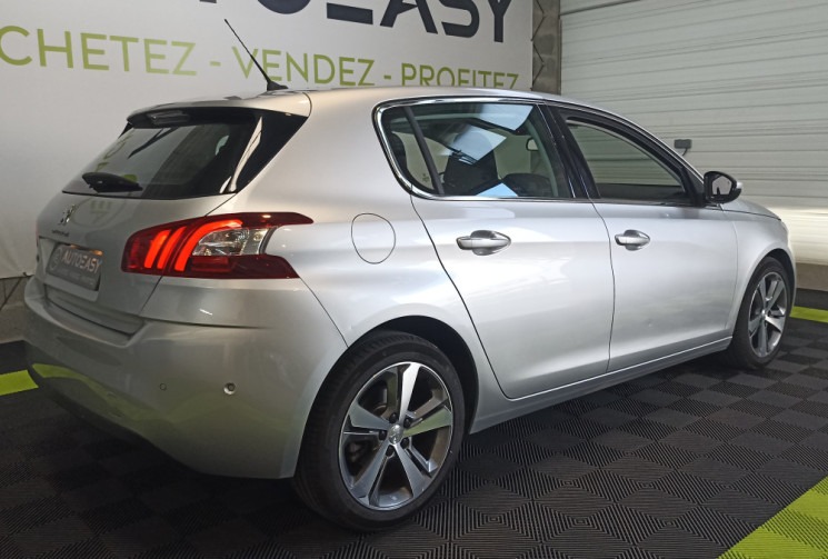Peugeot 308 1.2 PureTech 130ch S&S EAT6 Allure – Courroie de distribution OK