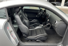 Audi TT  série 1 Quattro 3.2 i V6 Coupé DSG6 250cv