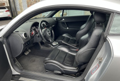Audi TT  série 1 Quattro 3.2 i V6 Coupé DSG6 250cv