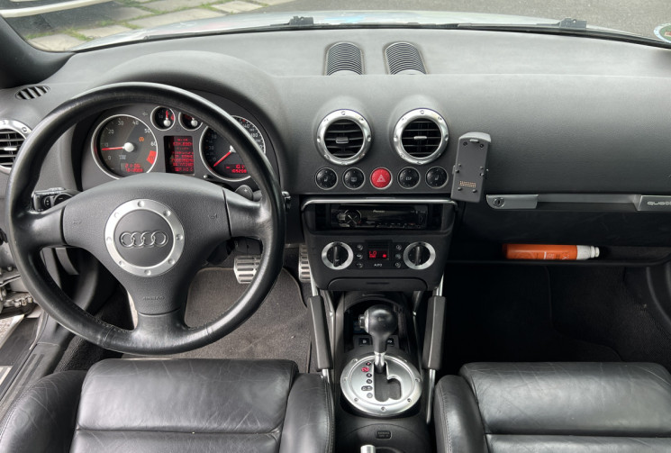 Audi TT  série 1 Quattro 3.2 i V6 Coupé DSG6 250cv