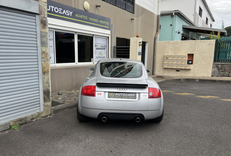 Audi TT  série 1 Quattro 3.2 i V6 Coupé DSG6 250cv