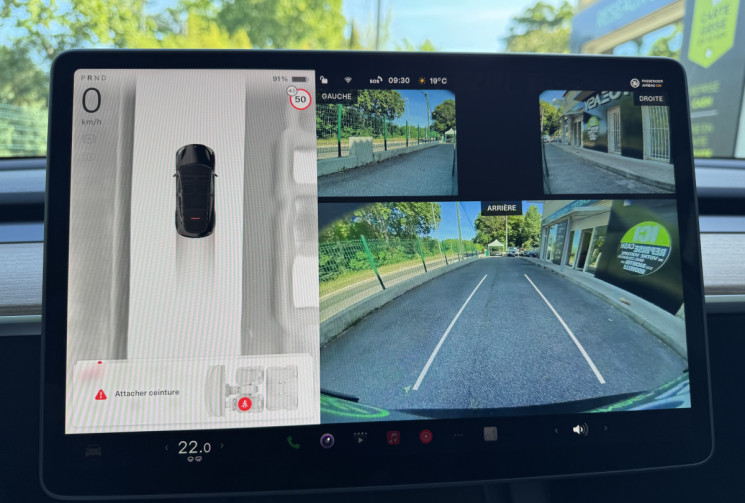 Tesla Model Y  Standard RWD 300 ch / 1ere main / Full Black / Garantie constructeur 09/2028