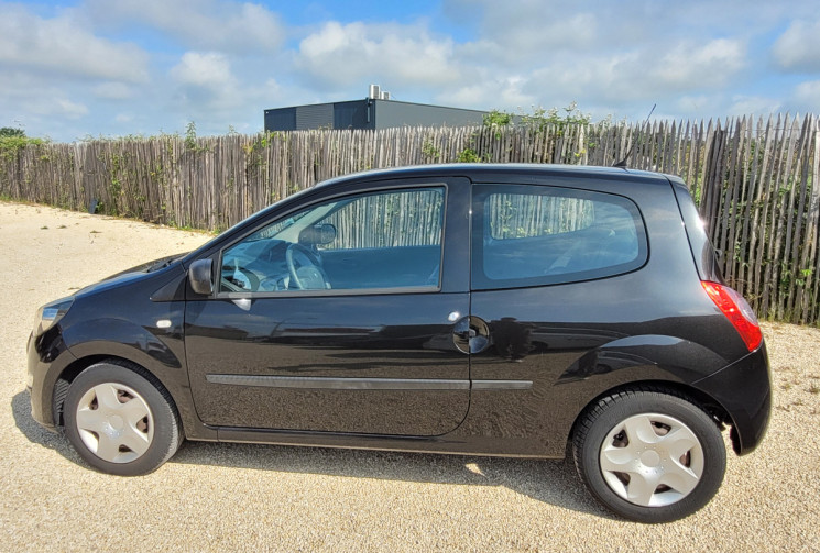 Renault Twingo II 1.2 LEV 16V 75 ECO2 LIMITED