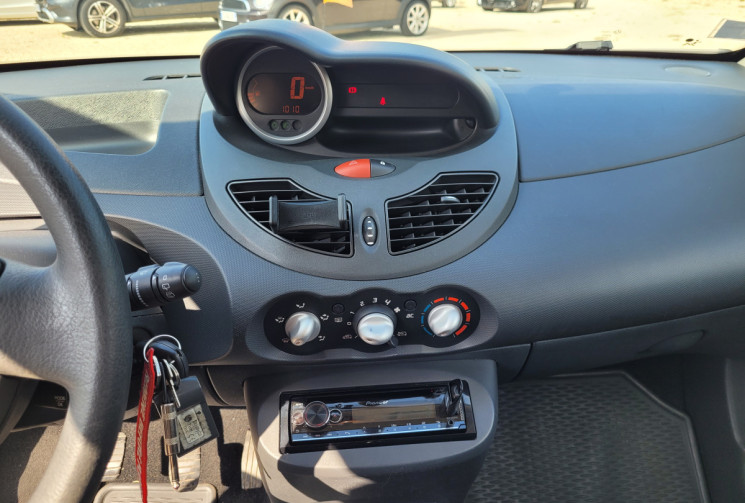 Renault Twingo II 1.2 LEV 16V 75 ECO2 LIMITED