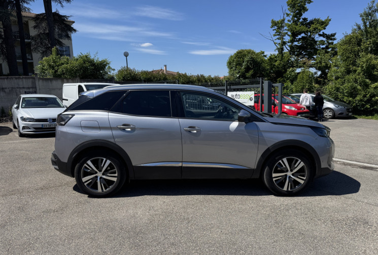 Peugeot 3008 1.5 / 130 CH / ALLURE 