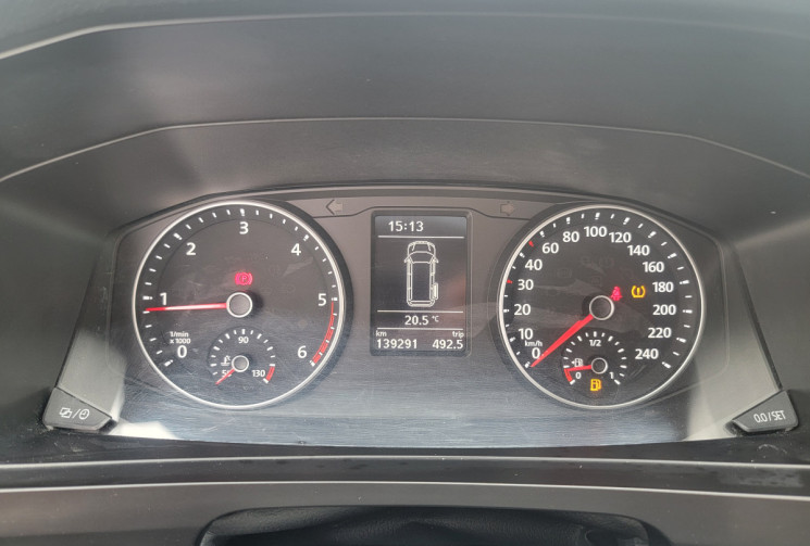 Volkswagen Transporter T6 FOURGON L1 2.0 TDI 102 CV CUIR -- PAS DE TVA 