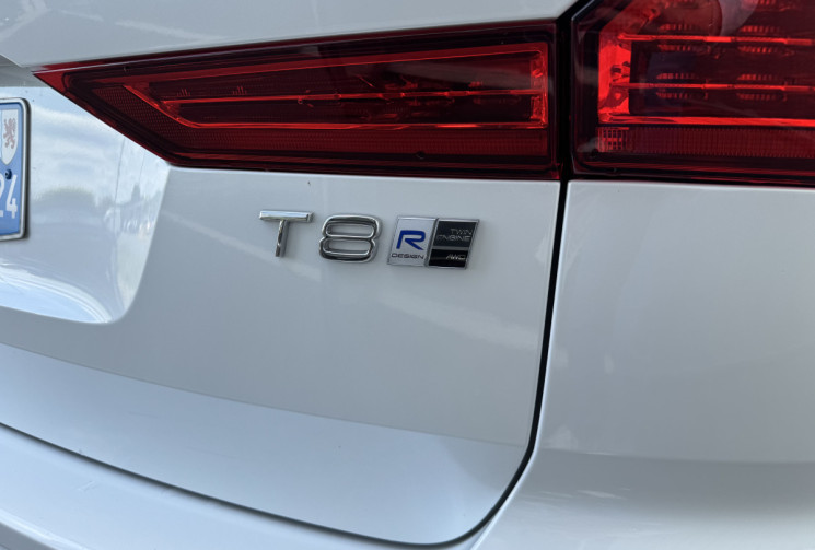 Volvo XC60 T8 Twin 303 + 87ch R-Design Geartronic
