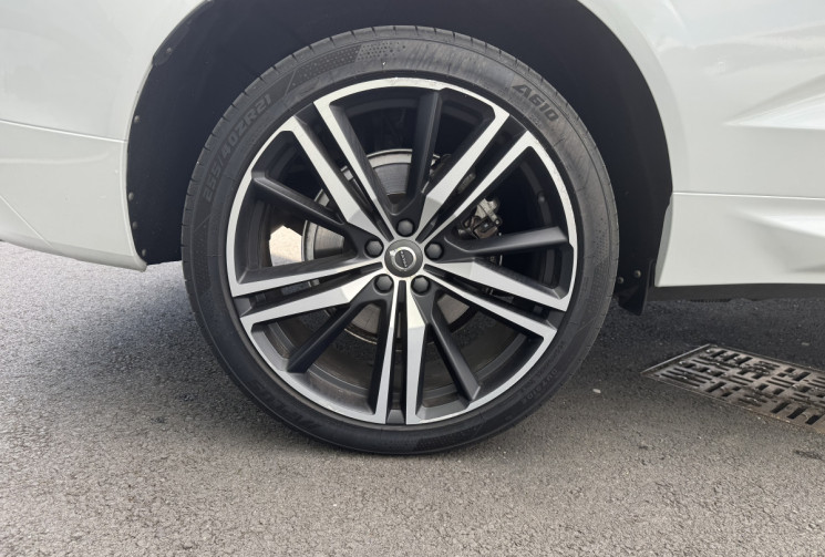 Volvo XC60 T8 Twin 303 + 87ch R-Design Geartronic