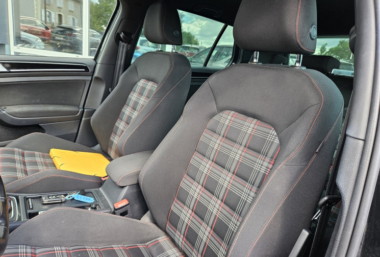 Volkswagen Golf VII PH1 GTI 2.0 TSI 230 PERFORMANCE DSG7