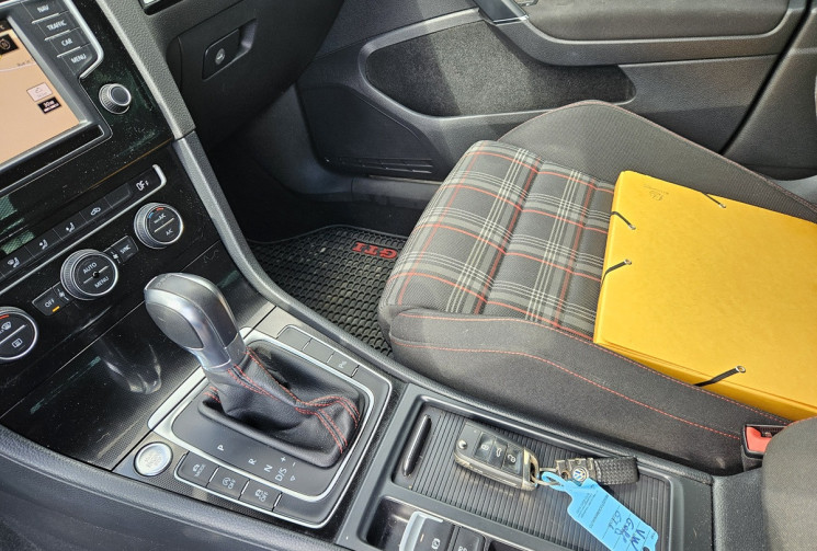 Volkswagen Golf VII PH1 GTI 2.0 TSI 230 PERFORMANCE DSG6