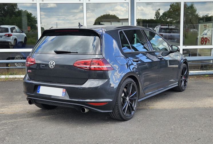 Volkswagen Golf VII PH1 GTI 2.0 TSI 230 PERFORMANCE DSG7