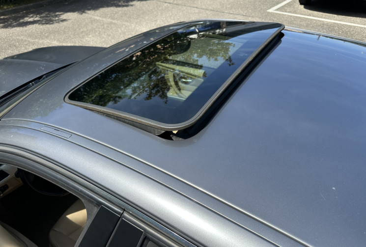 BMW Série 3 325i 218 ch Confort / Nombreux frais récents / État superbe / Caméra de recul