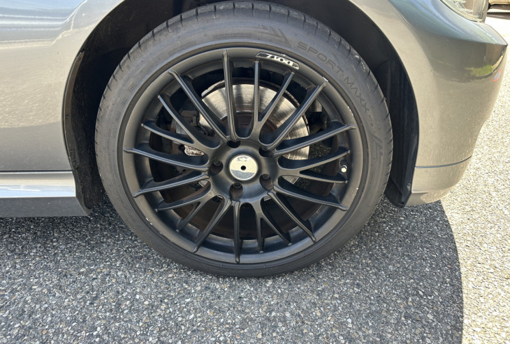 BMW Série 3 325i 218 ch Confort / Nombreux frais récents / État superbe / Caméra de recul