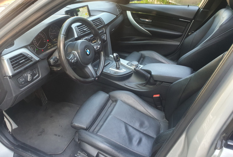 BMW Série 3 TOURING F31 LCi 318dA 150 M-SPORT / CUIR / TOIT OUVRANT / ATTELAGE
