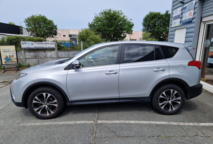 Toyota RAV4 124 D-4D Life 2WD 
