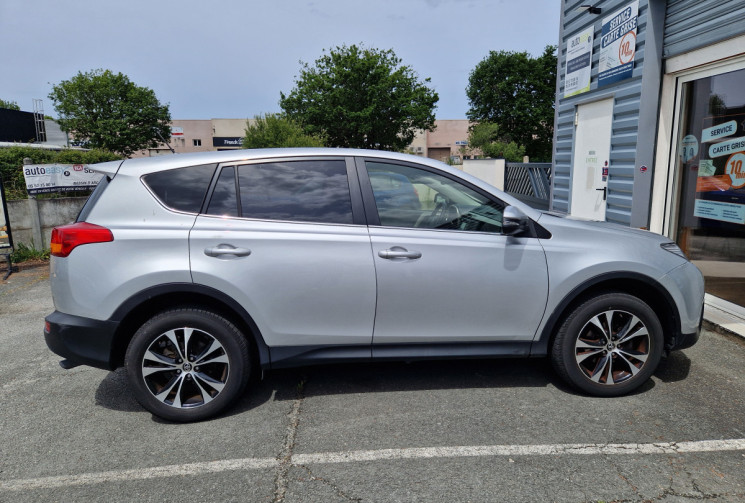 Toyota RAV4 124 D-4D Life 2WD 