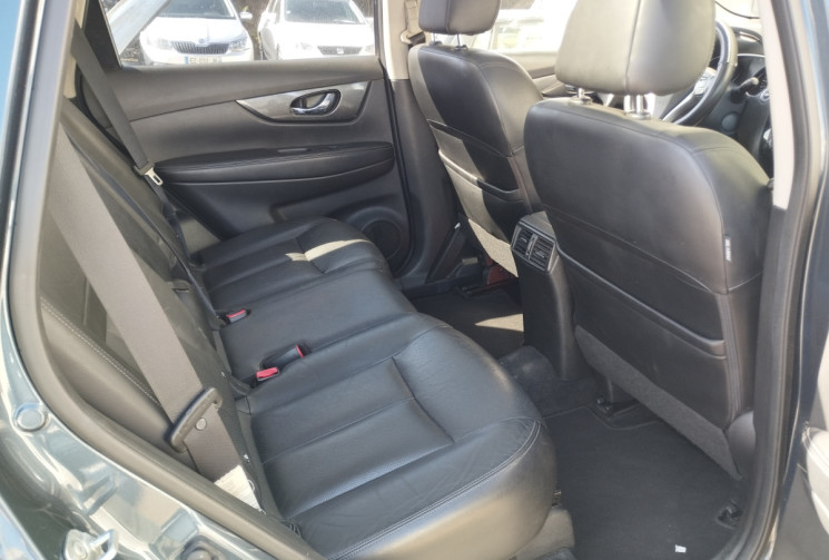 Nissan X-Trail 1.6 DCI 130 WHITE EDITION 7 PLACES