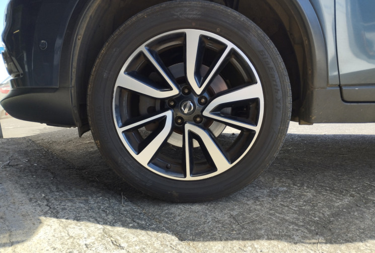 Nissan X-Trail 1.6 DCI 130 WHITE EDITION 7 PLACES