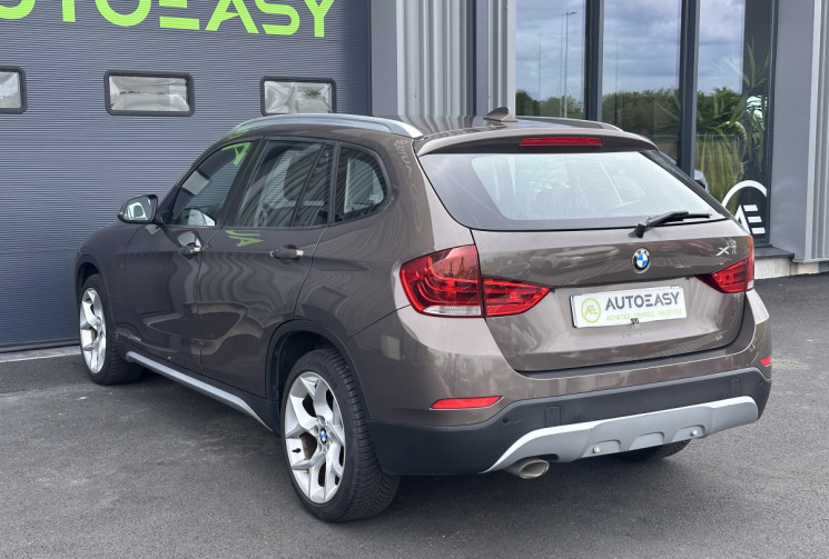 BMW X1 18d sDrive XLine Steptronic 143 cv (E84) - Attelage - Toit ouvrant