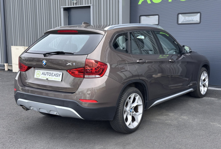 BMW X1 18d sDrive XLine Steptronic 143 cv (E84) - Attelage - Toit ouvrant