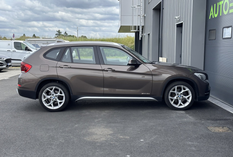 BMW X1 18d sDrive XLine Steptronic 143 cv (E84) - Attelage - Toit ouvrant