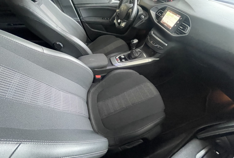 Peugeot 308 II 1.5 BlueHDi 130 ch Allure