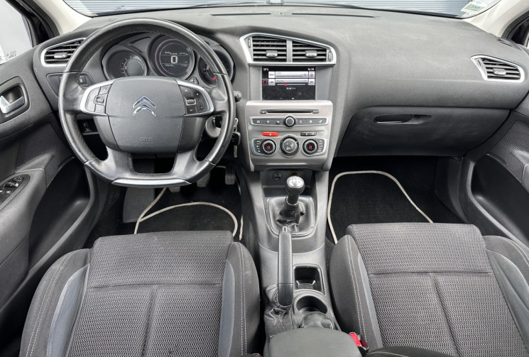 Citroën C4 1.6 BlueHDi 100 cv Millenium / attelage