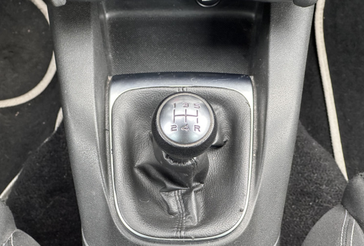 Citroën C4 1.6 BlueHDi 100 cv Millenium / attelage