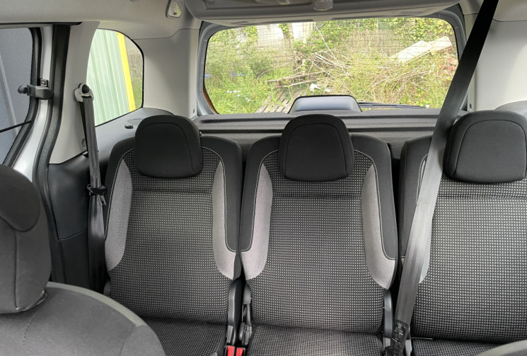 Peugeot PARTNER TEPEE B9 Phase 3 1.2 PureTech 110 ch Outdoor BVM5 *Avec toit Zénith*