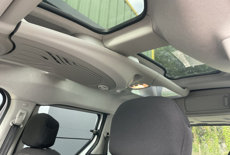 Peugeot PARTNER TEPEE B9 Phase 3 1.2 PureTech 110 ch Outdoor BVM5 *Avec toit Zénith*