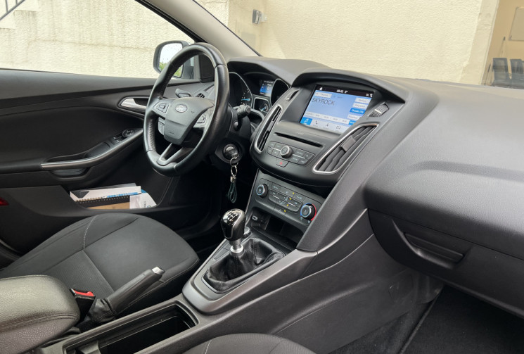 Ford Focus II Hatchback Phase 2 1.5 TDCI S&S 120 cv Titanium
