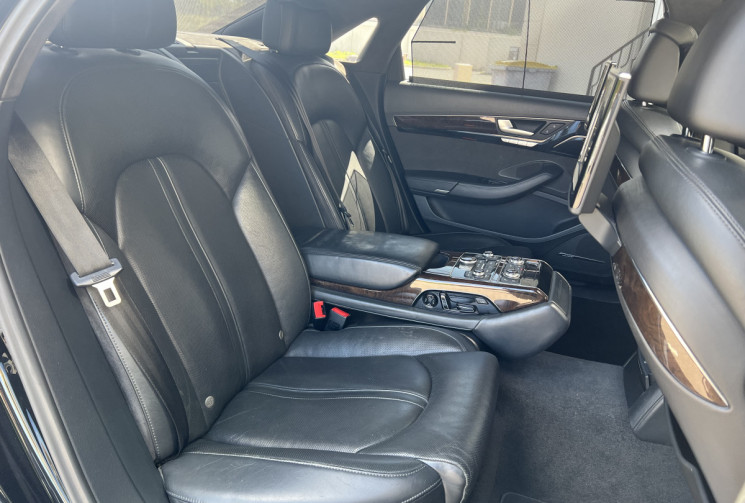 Audi A8 Limousine 3.0 TDi V6 AVUS QUATTRO Tiptronic BV8 250CH 