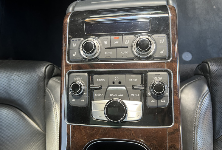Audi A8 Limousine 3.0 TDi V6 AVUS QUATTRO Tiptronic BV8 250CH 