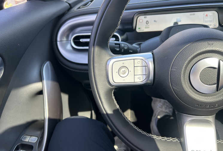 SMART #1 272 Ch 22 KW PRO+ 66 KWH * TOIT PANORAMIQUE * FULL LED * CAMERA * CARPLAY