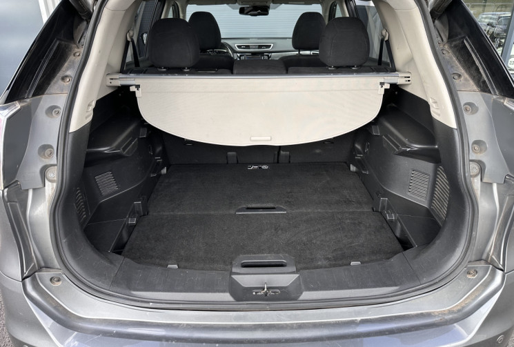 Nissan X-Trail 1.6 dCi 130cv 4WD 4x4 CONNECT EDITION / ATTELAGE / TOIT PANORAMIQUE