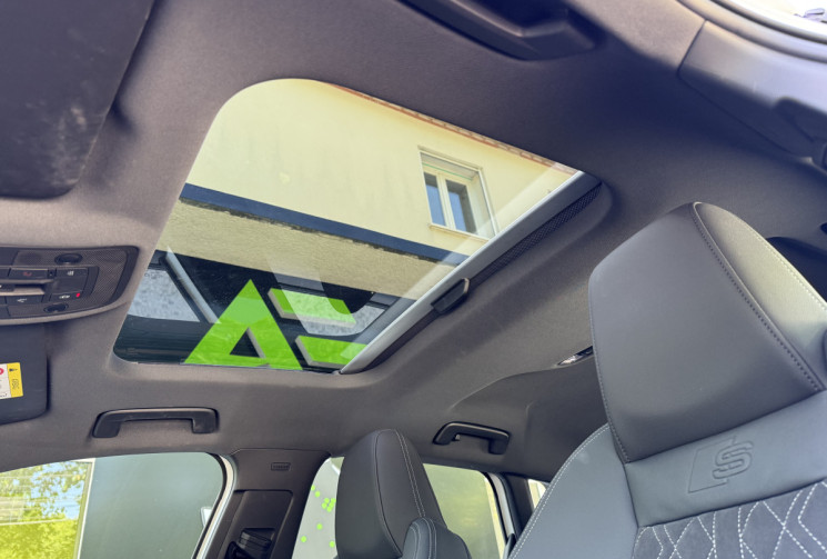 Audi A3 SPORTBACK S-Line 40 TFSIe 204 ch Plug in Hybrid S-Tronic6 / Toit ouvrant /  Garantie 08/2026