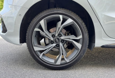Audi A3 SPORTBACK S-Line 40 TFSIe 204 ch Plug in Hybrid S-Tronic6 / Toit ouvrant /  Garantie 08/2026