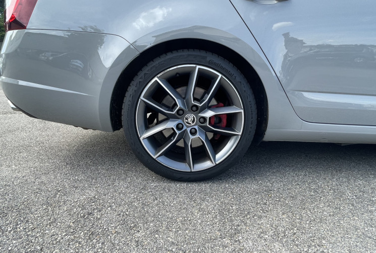 Skoda Octavia Combi 2.0 TSI / 245 CH / RS 