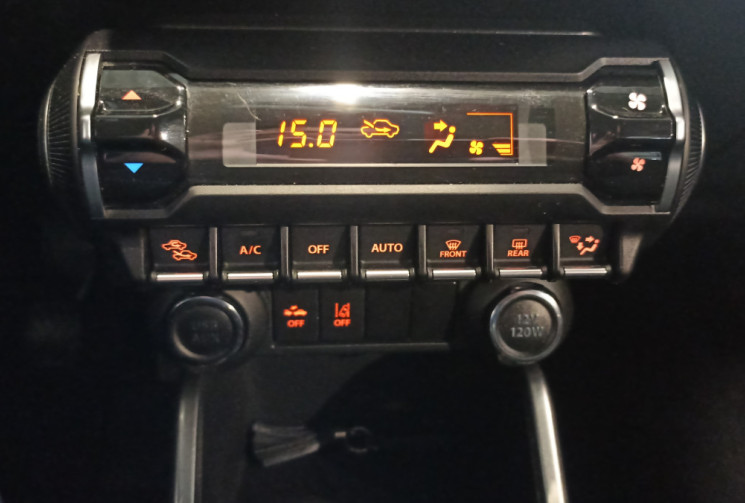 Suzuki IGNIS 1.2 Dualjet Hybrid 83 ch – Finition Pack